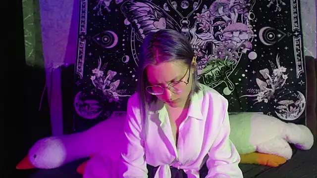 little chappy online show from June 25, 2026, 2:00 pm