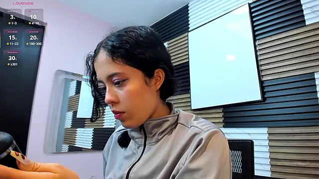 Snapshot of Kaira_luxury chatting on May 28, 2026, 2:52 am Kaira luxury online show from May 28, 2026, 2:52 am