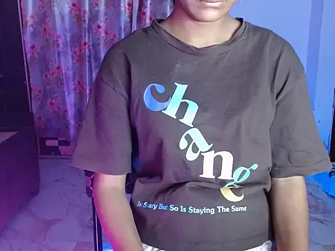 Nora81 online show from May 20, 2026, 5:54 pm