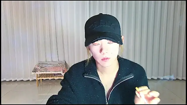 Snapshot of wumei-001 chatting on April 20, 2026, 11:17 pm wumei-001 online show from April 20, 2026, 11:17 pm