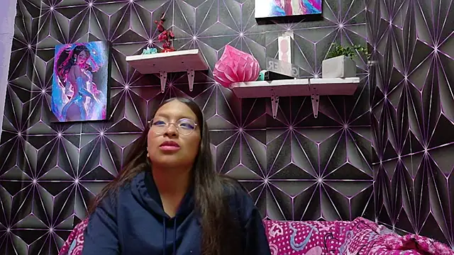 Camila Prinx online show from April 1, 2026, 3:42 pm