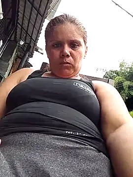 Snapshot of Zafiro_MD chatting on May 31, 2026, 5:40 pm Zafiro MD online show from May 31, 2026, 5:40 pm