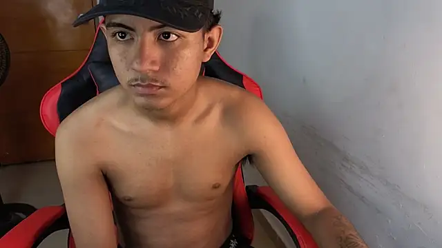 darknigthx online show from April 3, 2026, 1:34 am