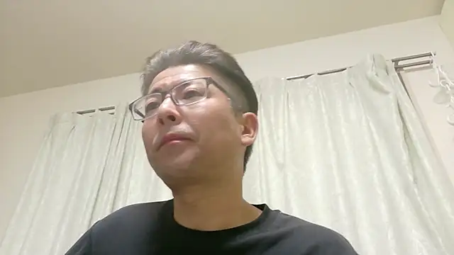 zakochin1106 online show from April 26, 2026, 2:47 pm