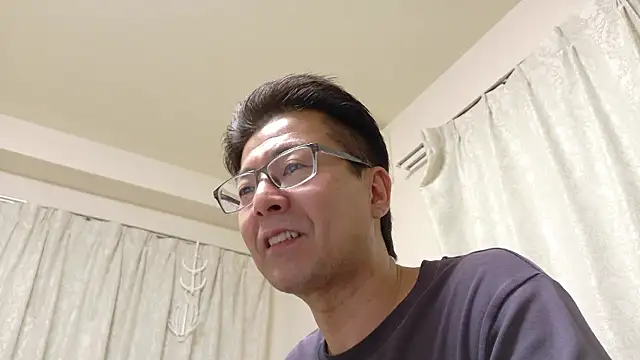 zakochin1106 online show from May 16, 2026, 2:49 pm