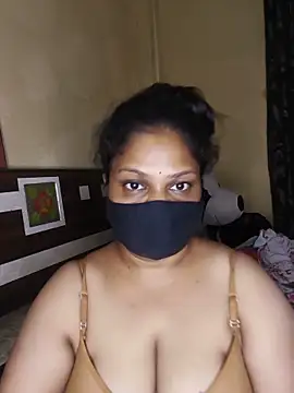 Snapshot of SluttySonam chatting on June 8, 2026, 6:47 am SluttySonam online show from June 8, 2026, 6:47 am