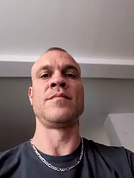 jocass1628 online show from April 4, 2026, 10:55 am