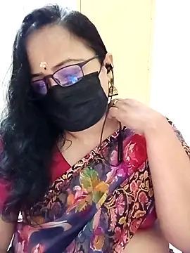 monisha cam online show from April 26, 2026, 2:03 pm
