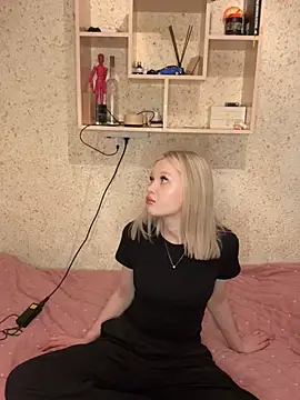 Velunari  online show from April 8, 2026, 2:29 pm