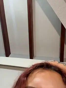 Selena Rouge1 online show from April 7, 2026, 2:57 am