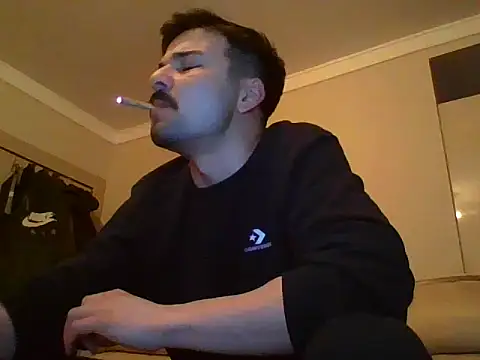 Snapshot of Hayat2Bilet chatting on April 2, 2026, 5:30 pm Hayat2Bilet online show from April 2, 2026, 5:30 pm