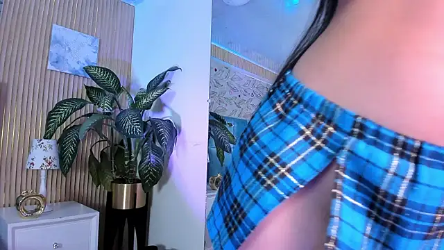 Delphine doll online show from June 3, 2026, 2:33 pm