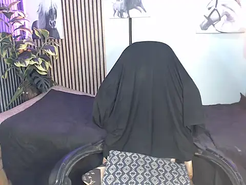 wildcock tamarra online show from April 10, 2026, 10:55 am