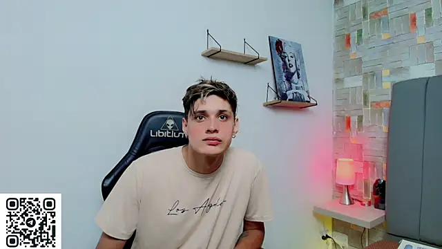 Snapshot of flaquito___ chatting on May 31, 2026, 8:31 pm flaquito online show from May 31, 2026, 8:31 pm