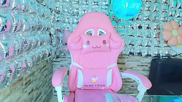 candy-paris online show from June 1, 2026, 1:44 pm