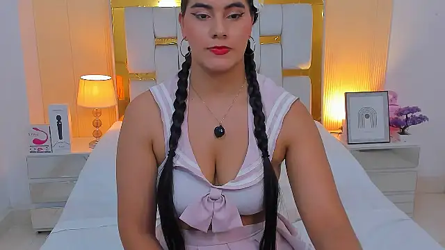Snapshot of Alara_Keyy chatting on May 29, 2026, 5:30 pm Alara Keyy online show from May 29, 2026, 5:30 pm