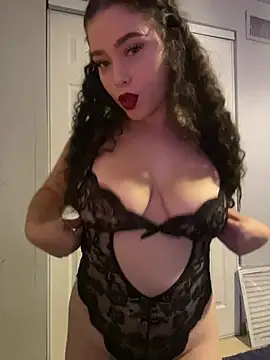 mariex83 online show from June 9, 2026, 4:46 am