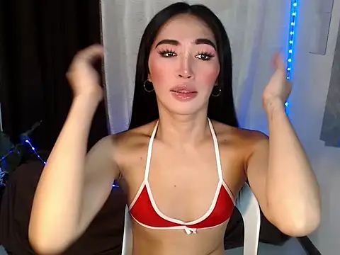 Snapshot of urasiankylie chatting on June 20, 2026, 6:02 pm urasiankylie online show from June 20, 2026, 6:02 pm