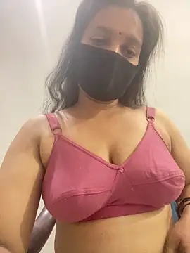 Monika 6999 online show from April 26, 2026, 4:37 pm