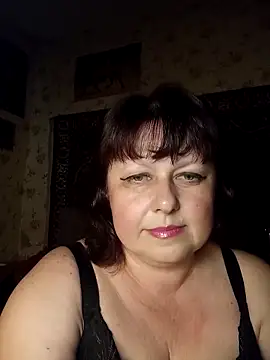 Snapshot of AuroKaria chatting on April 19, 2026, 12:39 pm AuroKaria online show from April 19, 2026, 12:39 pm