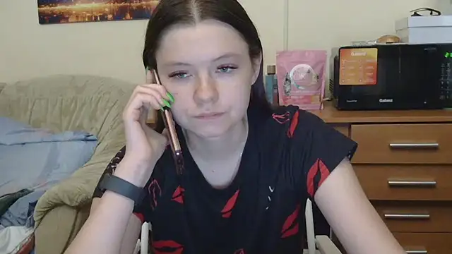 Snapshot of JessicaHolland1 chatting on May 31, 2026, 5:51 pm JessicaHolland1 online show from May 31, 2026, 5:51 pm