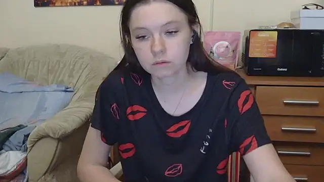 Snapshot of JessicaHolland1 chatting on May 31, 2026, 6:09 pm JessicaHolland1 online show from May 31, 2026, 6:09 pm