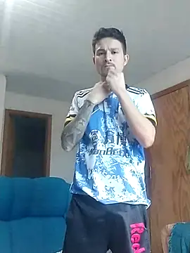 Snapshot of Joelcio19cm chatting on April 8, 2026, 7:59 pm Joelcio19cm online show from April 8, 2026, 7:59 pm