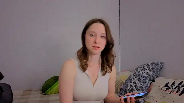 Snapshot of hunny_ines chatting on May 14, 2026, 5:43 pm hunny ines online show from May 14, 2026, 5:43 pm
