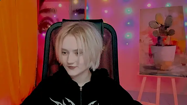 MicheleMarsh online show from April 14, 2026, 1:16 pm