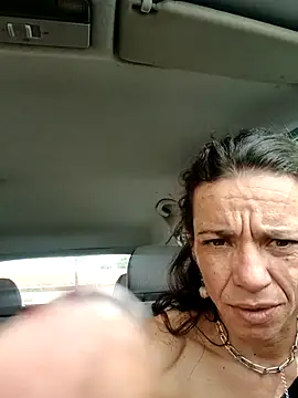 Snapshot of vanisofy86 chatting on April 10, 2026, 12:01 pm vanisofy86 online show from April 10, 2026, 12:01 pm