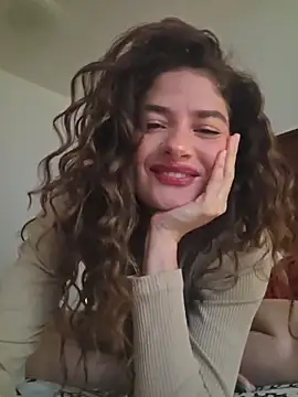 CelineBoyer  online show from June 7, 2026, 10:37 pm