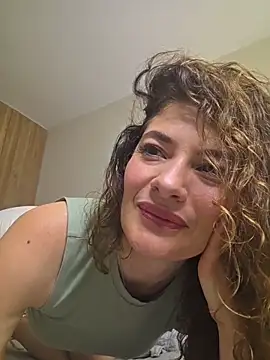 CelineBoyer  online show from June 21, 2026, 4:46 pm