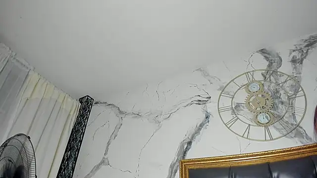 HilaryBlue online show from April 6, 2026, 6:03 am