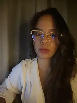 arabellaaperi online show from April 9, 2026, 4:36 am