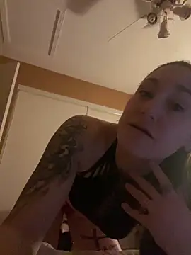 Cass wild online show from April 24, 2026, 2:57 am