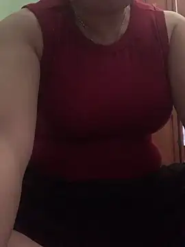   Evelyn   online show from April 5, 2026, 6:31 am