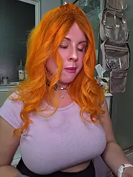 ItsAuroraBorealis online show from June 14, 2026, 4:14 am
