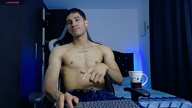 JakeMonroe online show from June 17, 2026, 2:49 pm