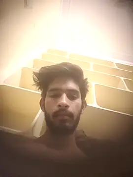 iztentacion online show from April 5, 2026, 9:43 pm