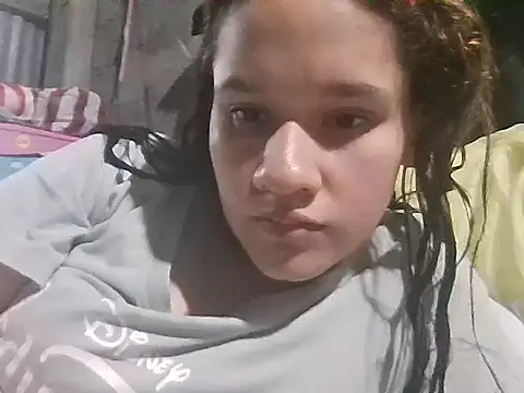 JennifferJilson online show from April 24, 2026, 2:35 am