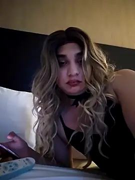 MichelleCD23 online show from April 5, 2026, 2:35 pm