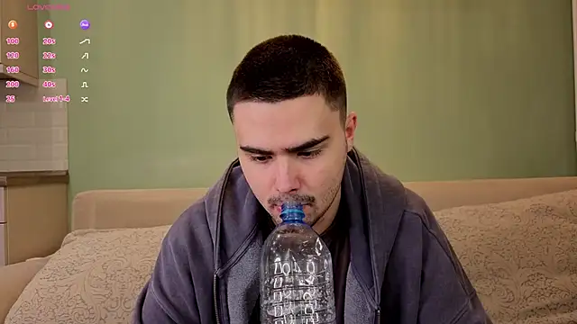 Badaiiiii77 online show from April 5, 2026, 4:57 pm