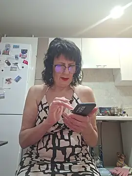 LaliaMia online show from December 18, 2025, 3:11 am