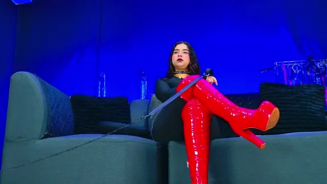 JessicaStonne online show from April 6, 2026, 6:31 pm