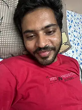 Snapshot of Sweetloverr28 chatting on May 30, 2026, 6:42 am Sweetloverr28 online show from May 30, 2026, 6:42 am