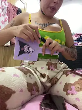 Snapshot of Milk_lee7 chatting on June 10, 2026, 5:41 am Milk lee7 online show from June 10, 2026, 5:41 am