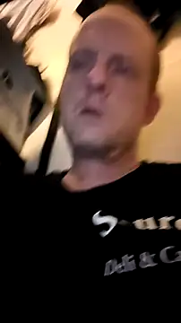 jamiemonroe163216 online show from April 14, 2026, 2:05 am