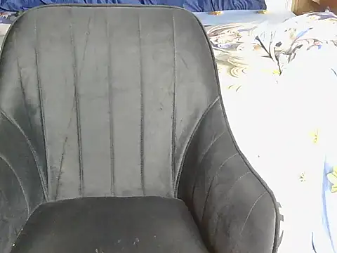 Snapshot of miss_-queen chatting on July 9, 2026, 5:19 am miss -queen online show from July 9, 2026, 5:19 am