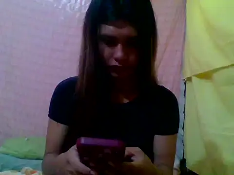 luna veille online show from April 14, 2026, 2:27 am