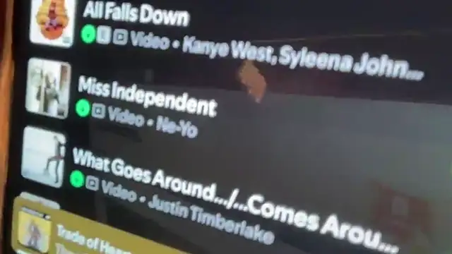 HarleenKaur2288 online show from April 10, 2026, 9:16 am